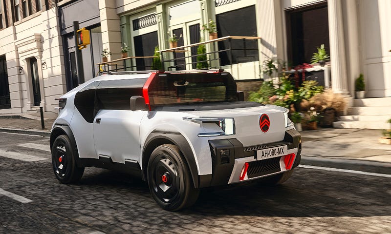 Citroen Oli showcasing its innovative design